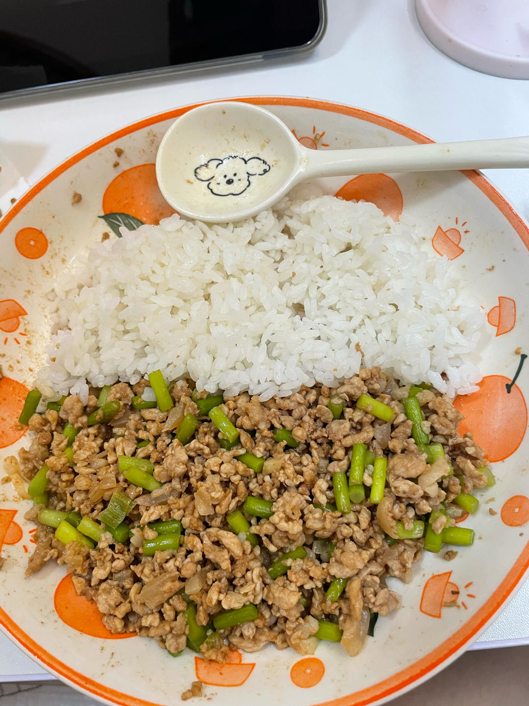 蒜苔炒肉末，三碗米饭都不够吃