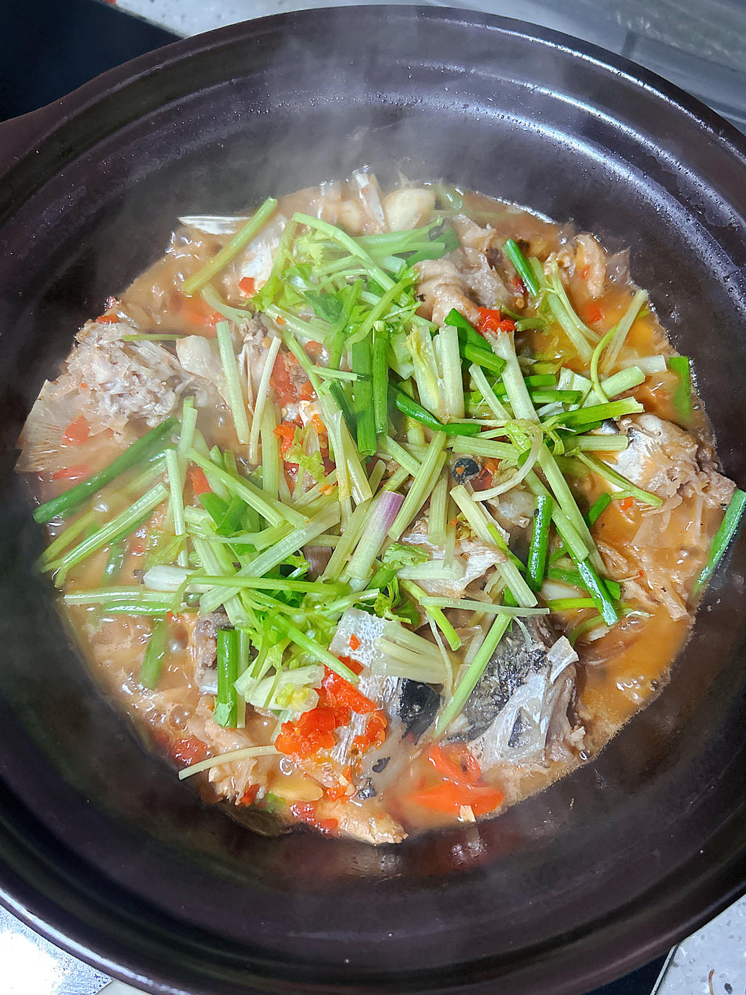 砂锅鱼头煲