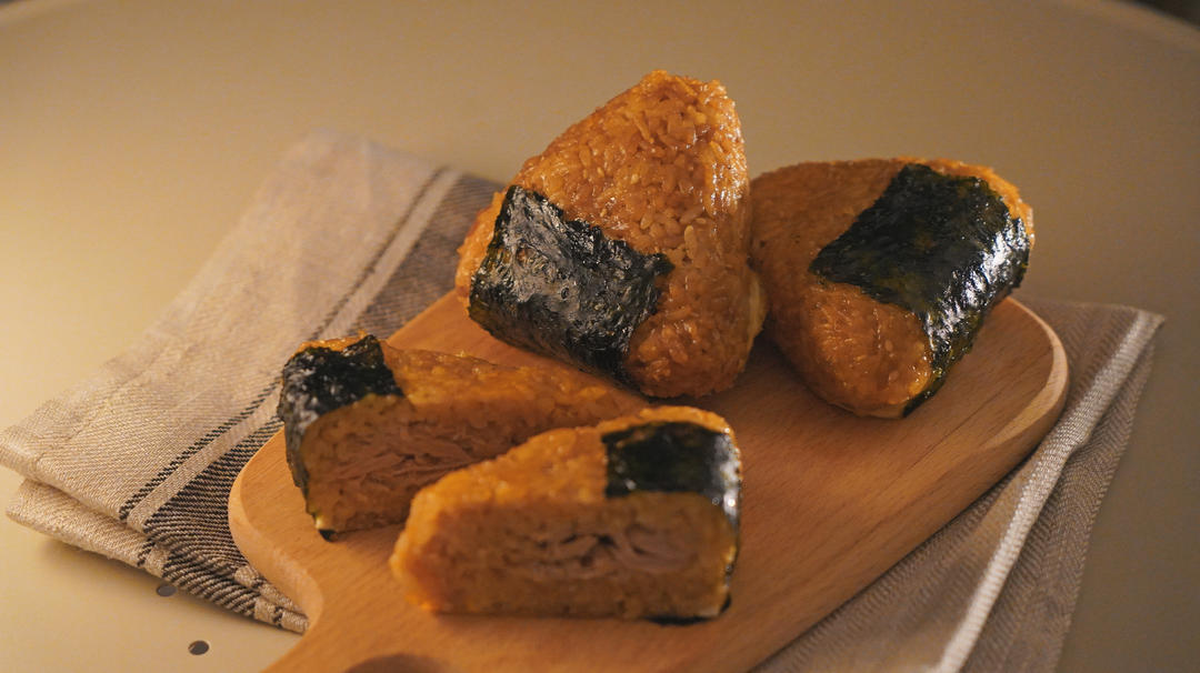 鸡蛋烤饭团【北鼎烤箱食谱】的做法