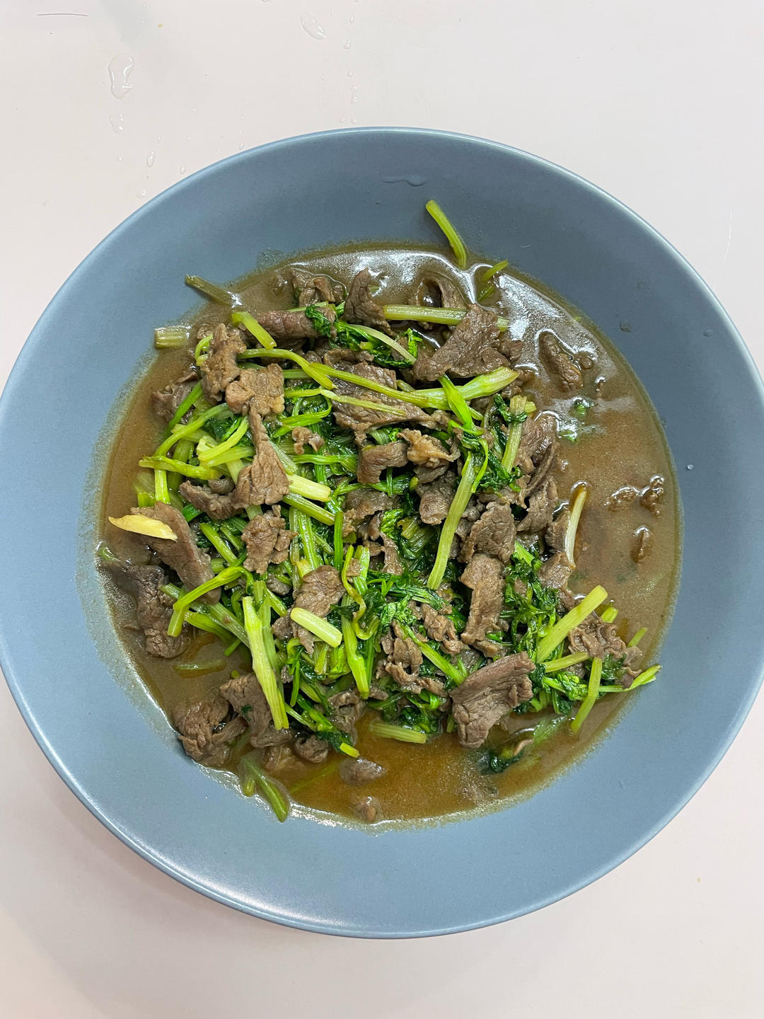 芹菜炒肉