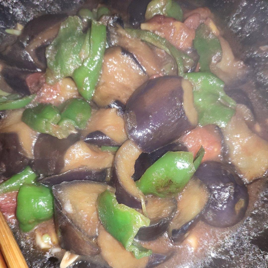 西红柿青椒烧茄子(素菜)