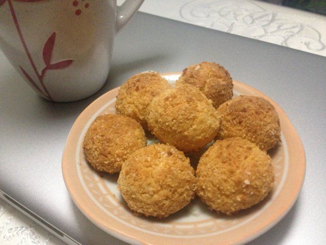 黄金椰丝球