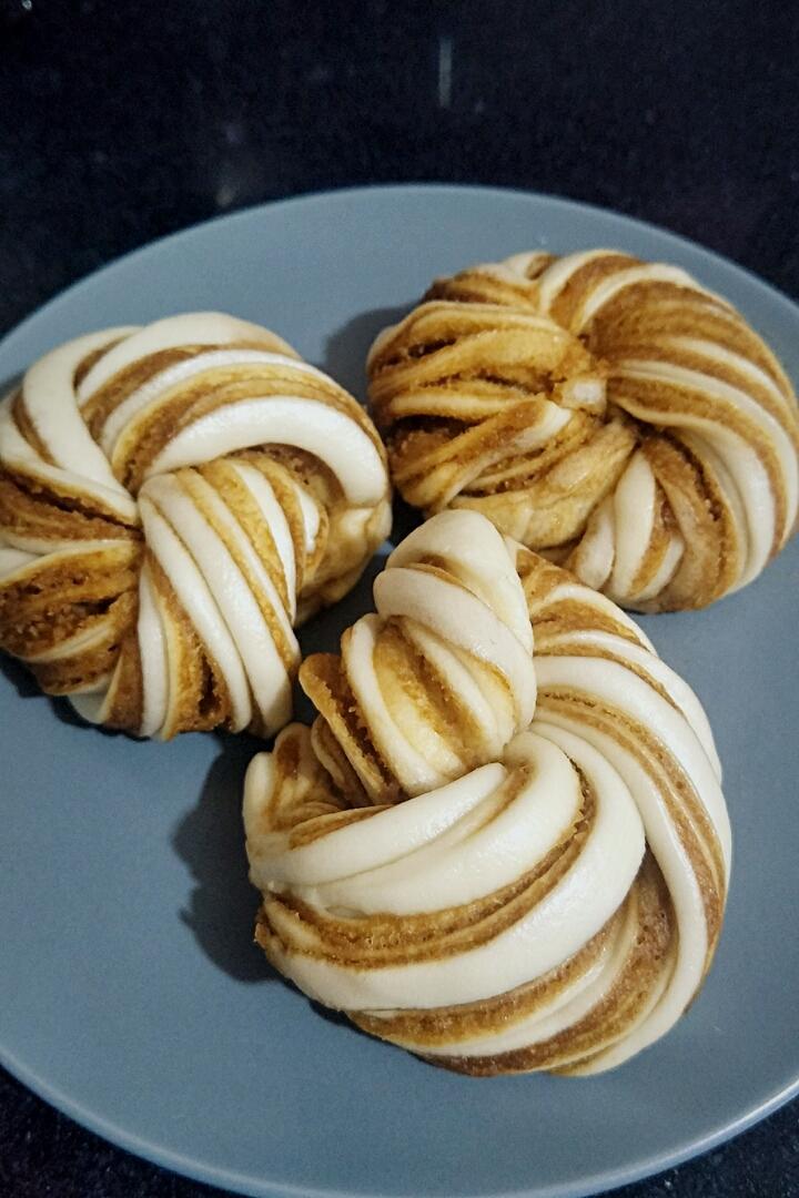 椒盐葱香花卷 古早味芝麻酱红糖花卷图片 芒芒头 下厨房