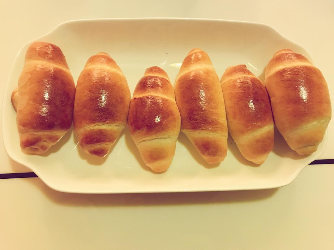 黄油面包卷