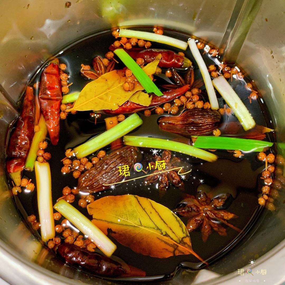 小美·卤牛腱/卤鸡爪/鸭掌/
卤藕/海带结/豆腐干/各种蛋的做法 步骤6