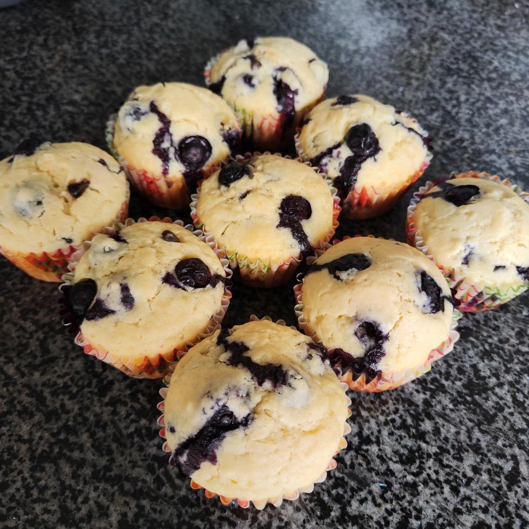 五招烤出一个蓬松湿软的空气玛芬蛋糕