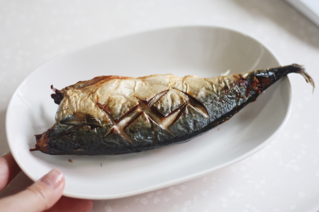 空气炸烤青花鱼，冷冻青花鱼咸鱼翻身记的做法