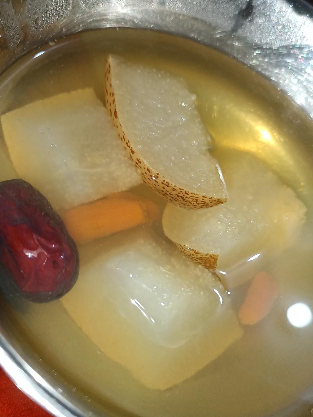 冰糖雪梨（止咳，中医给的）