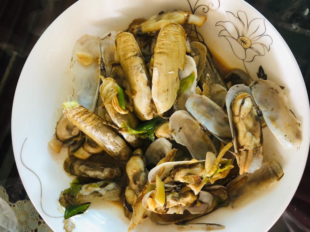 葱姜炒蛏子