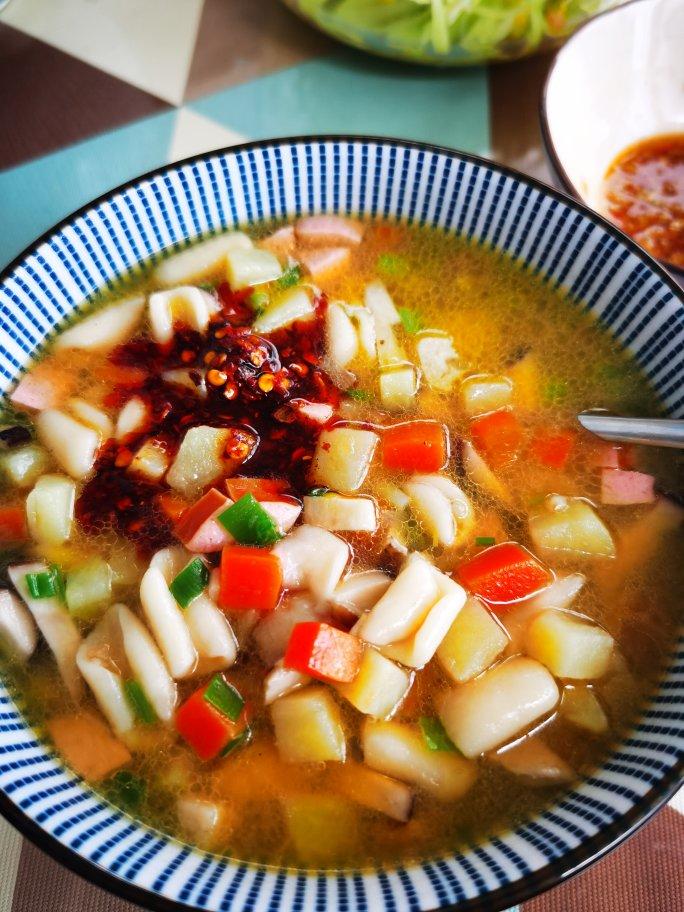 这碗烩麻食陕西餐馆绝对没有的味道