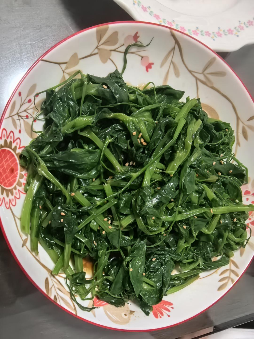 凉拌豌豆尖