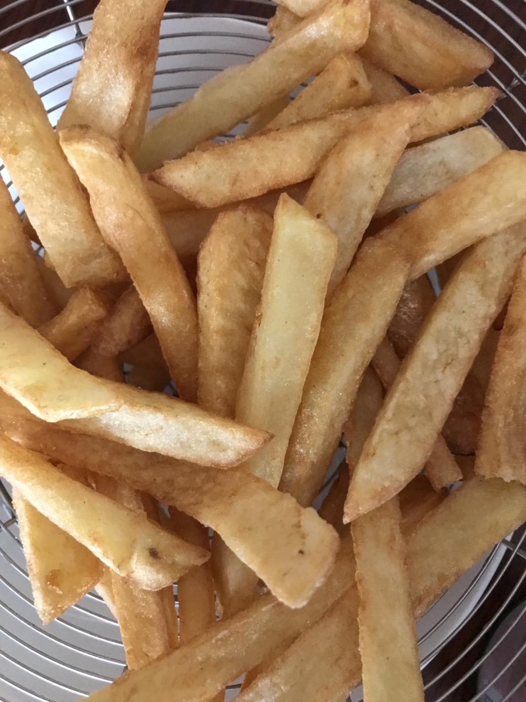 炸薯条的做法
