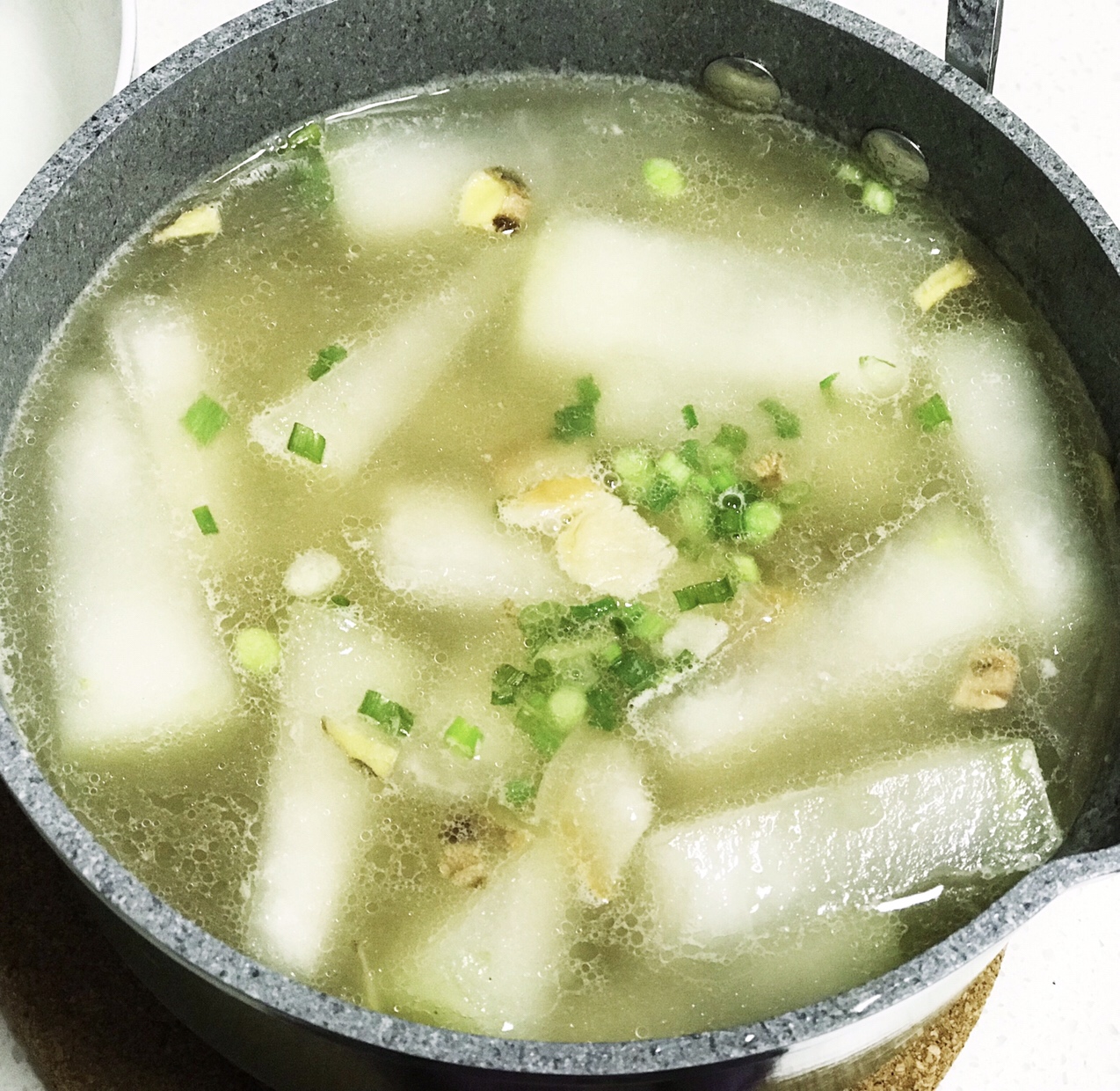 夏日养生汤—咸肉冬瓜汤的做法