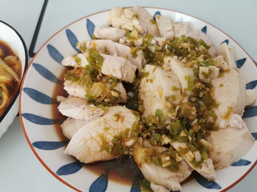 日式嫩蒸鸡胸肉（鲜香美味.柔嫩多汁）