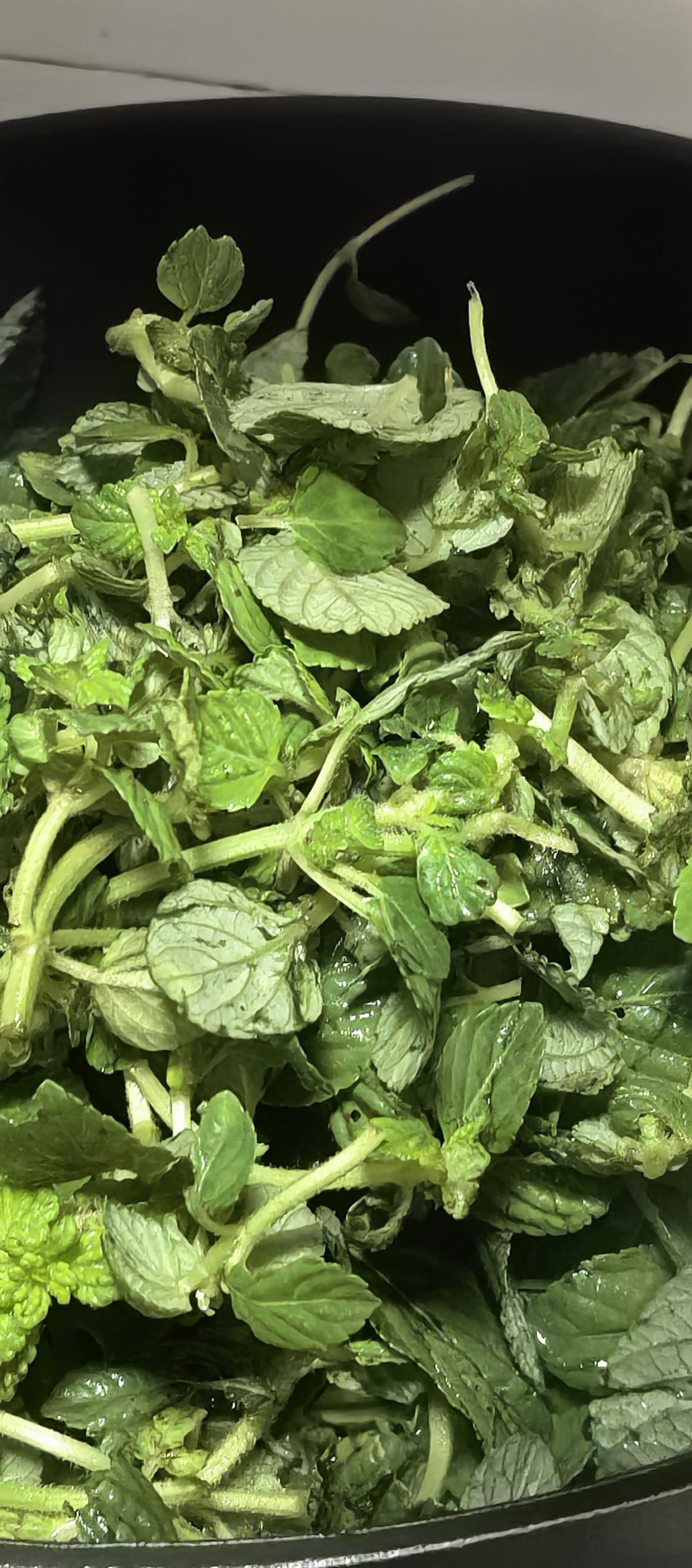 凉粉草的制作方法