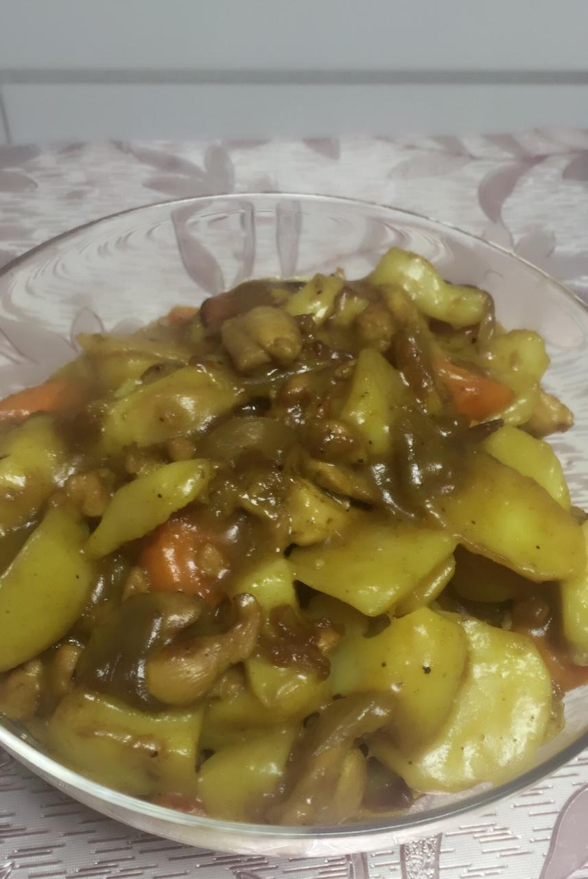 咖喱土豆鸡块