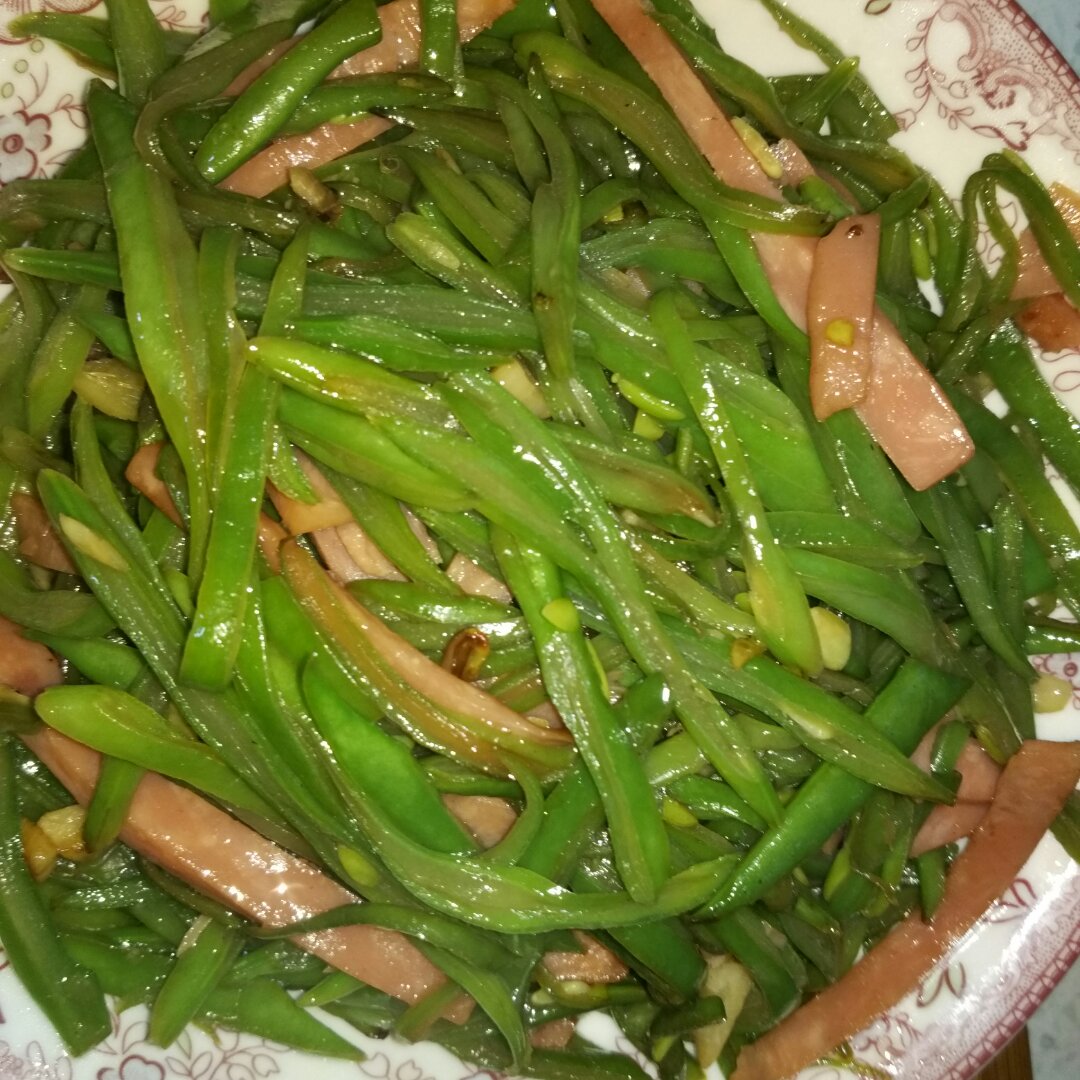 四季豆丝炒肉