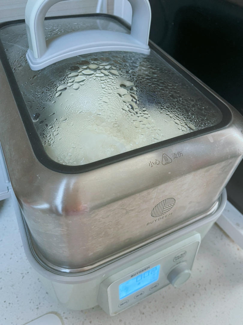 鲜甜鲍鱼椰子鸡汤【3月北鼎蒸炖锅食谱】