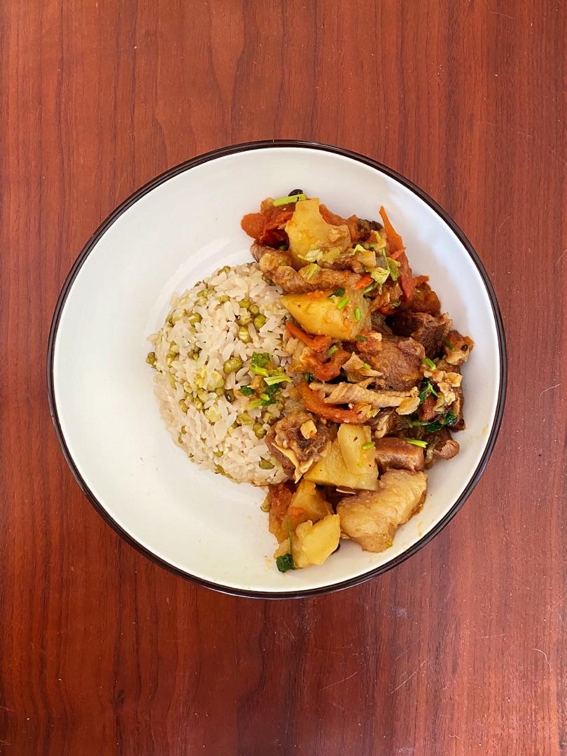 番茄土豆炖牛腩