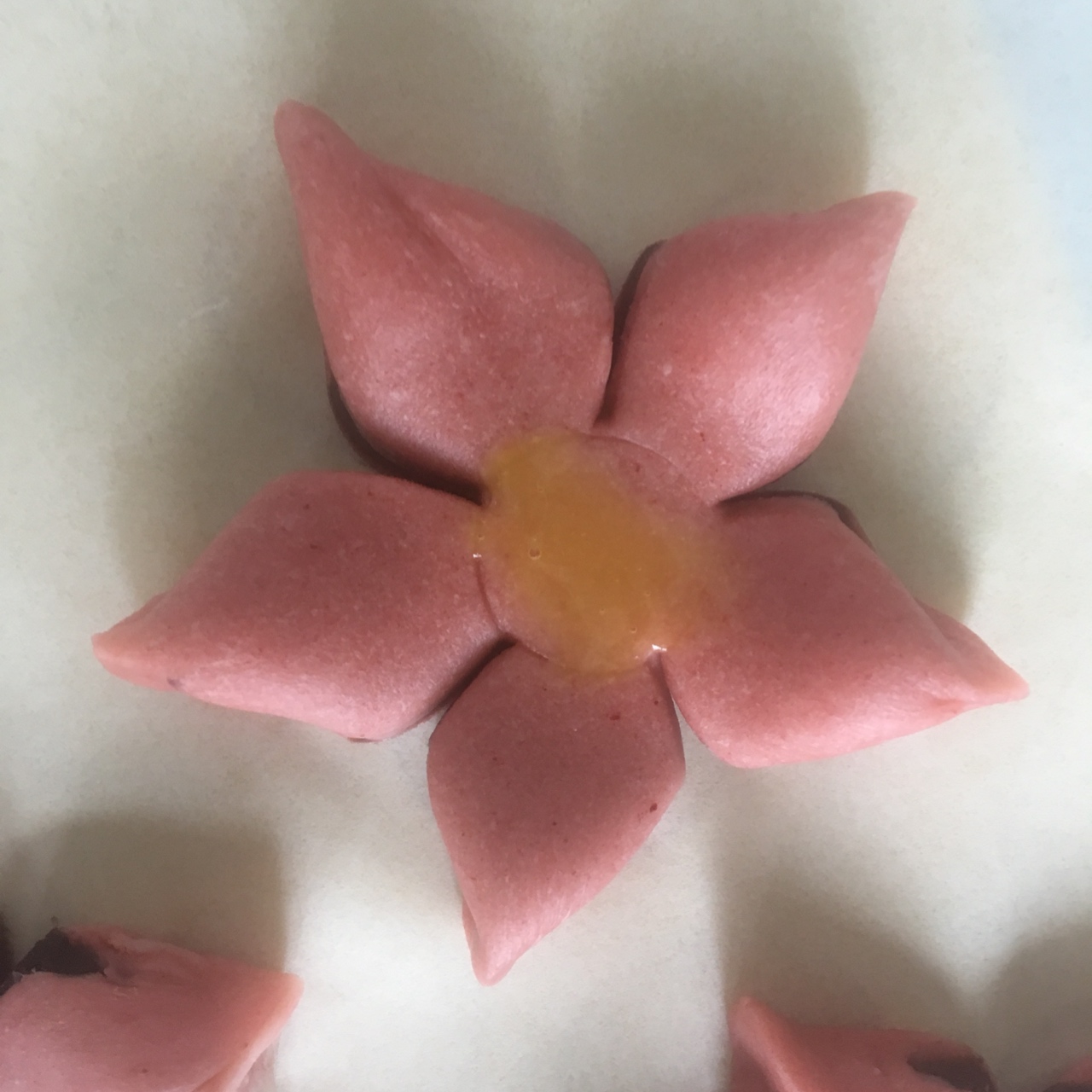 中式酥皮点心第三弹——桃花酥，带你解锁多种造型简易大包酥，超简单，一次成功！的做法 步骤25