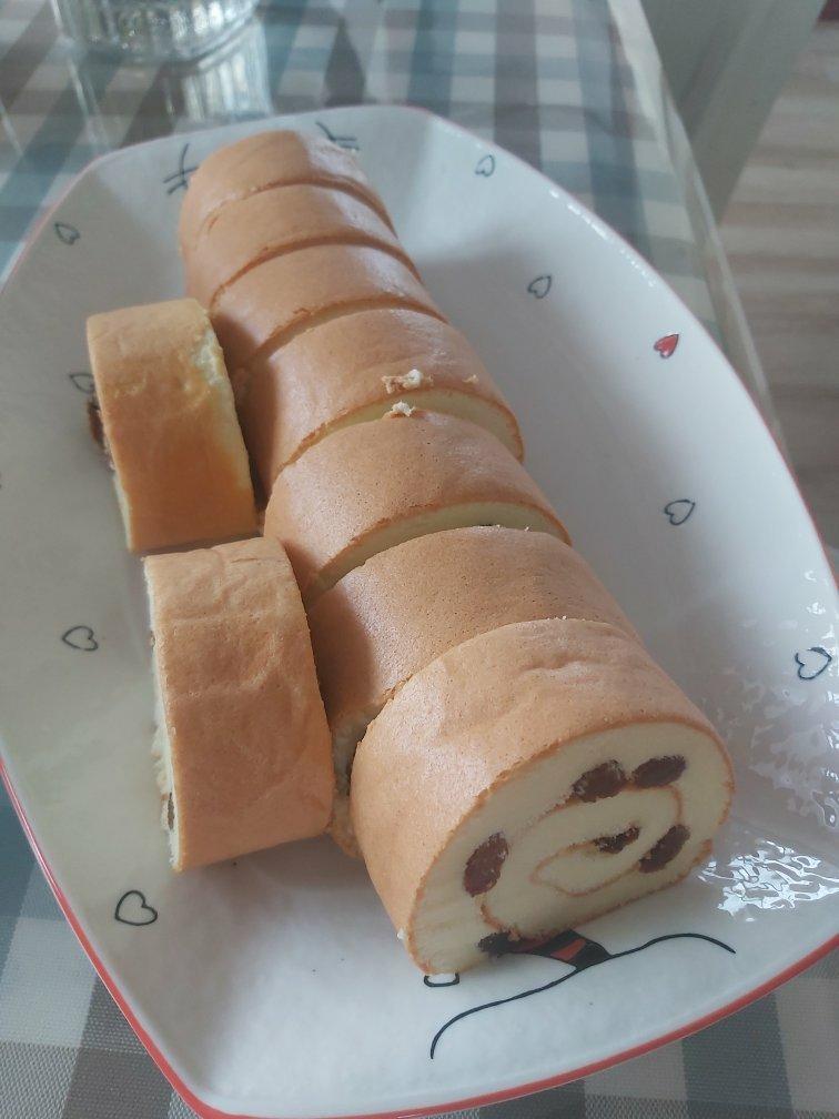 葡萄干蛋糕卷