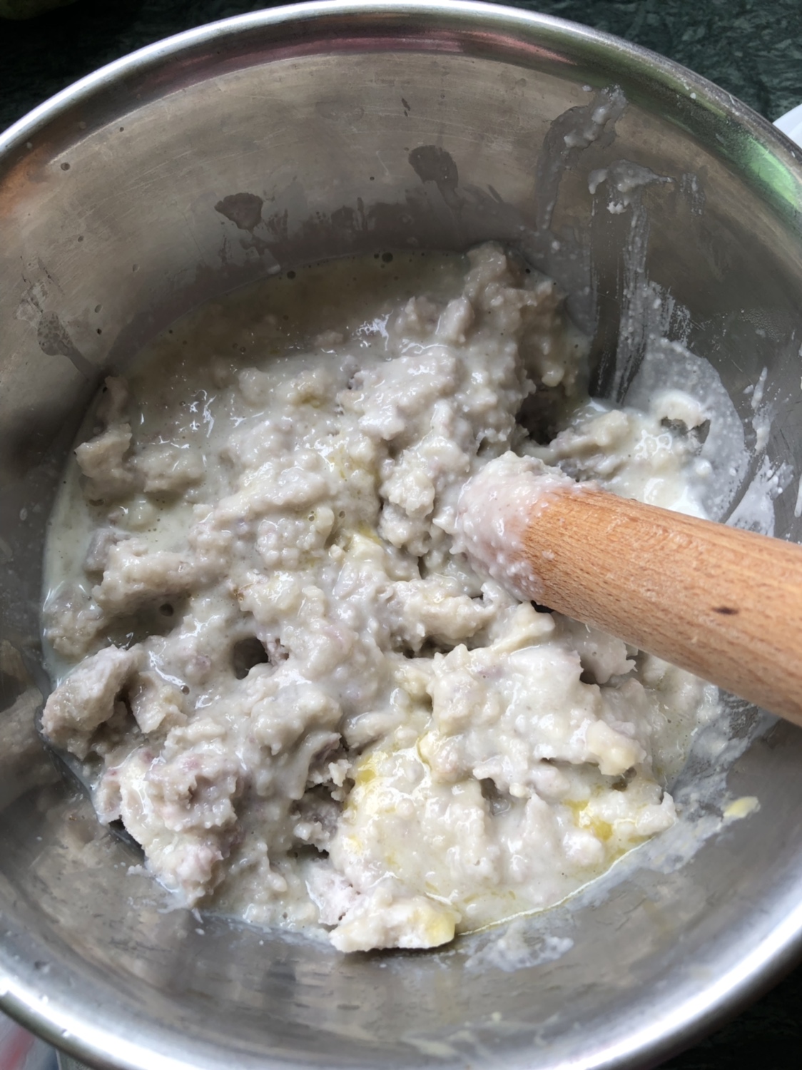 奶香芋泥馅（糊嘴拉丝敲好吃）的做法 步骤1