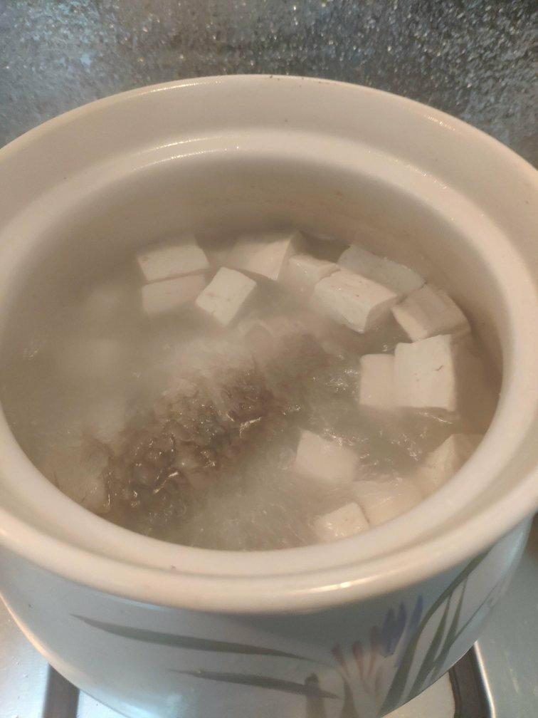 鲫鱼豆腐汤