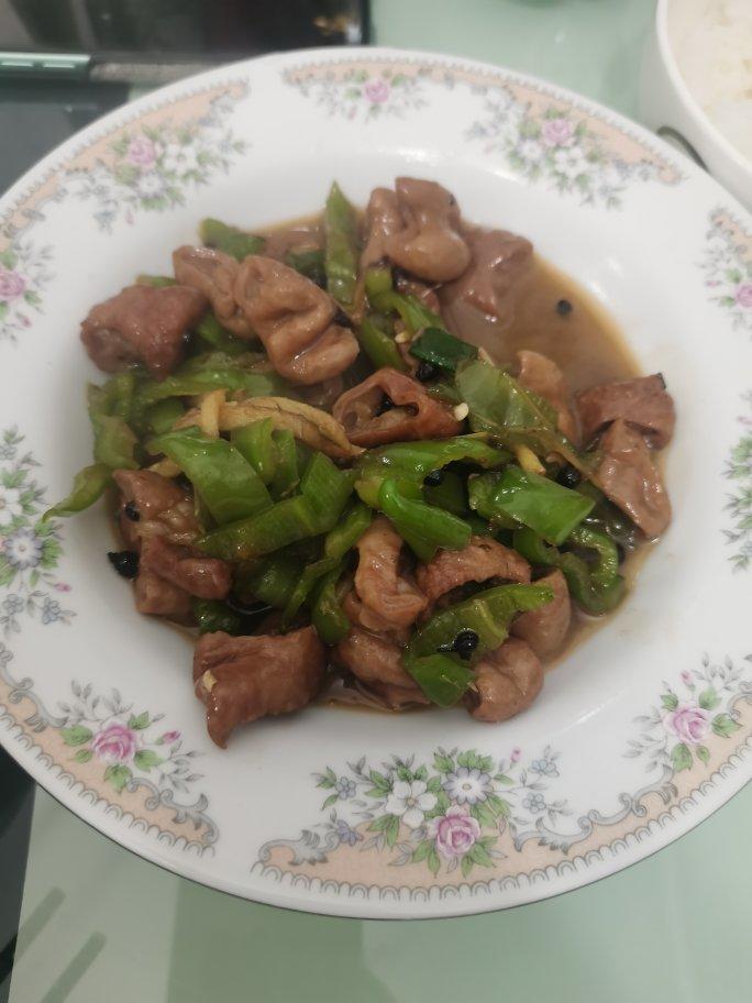 停不下筷子的红烧肥肠