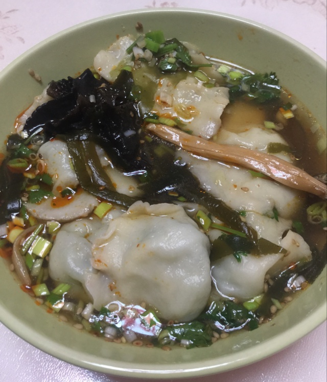 酸汤饺子