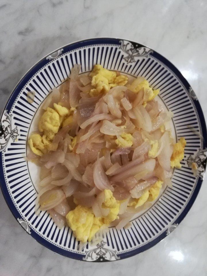 洋葱炒鸡蛋