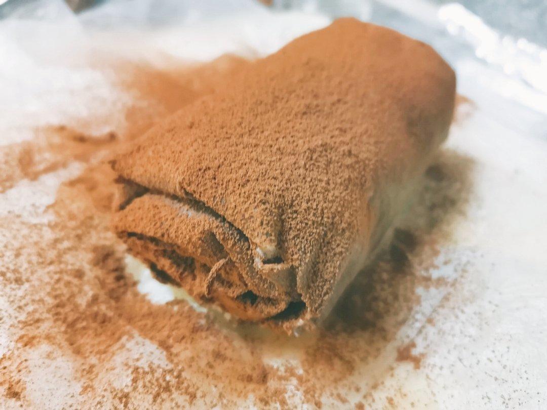 简单的千层卷，好吃到爆的巧克力毛巾卷，让烤箱休假的巧克力卷
