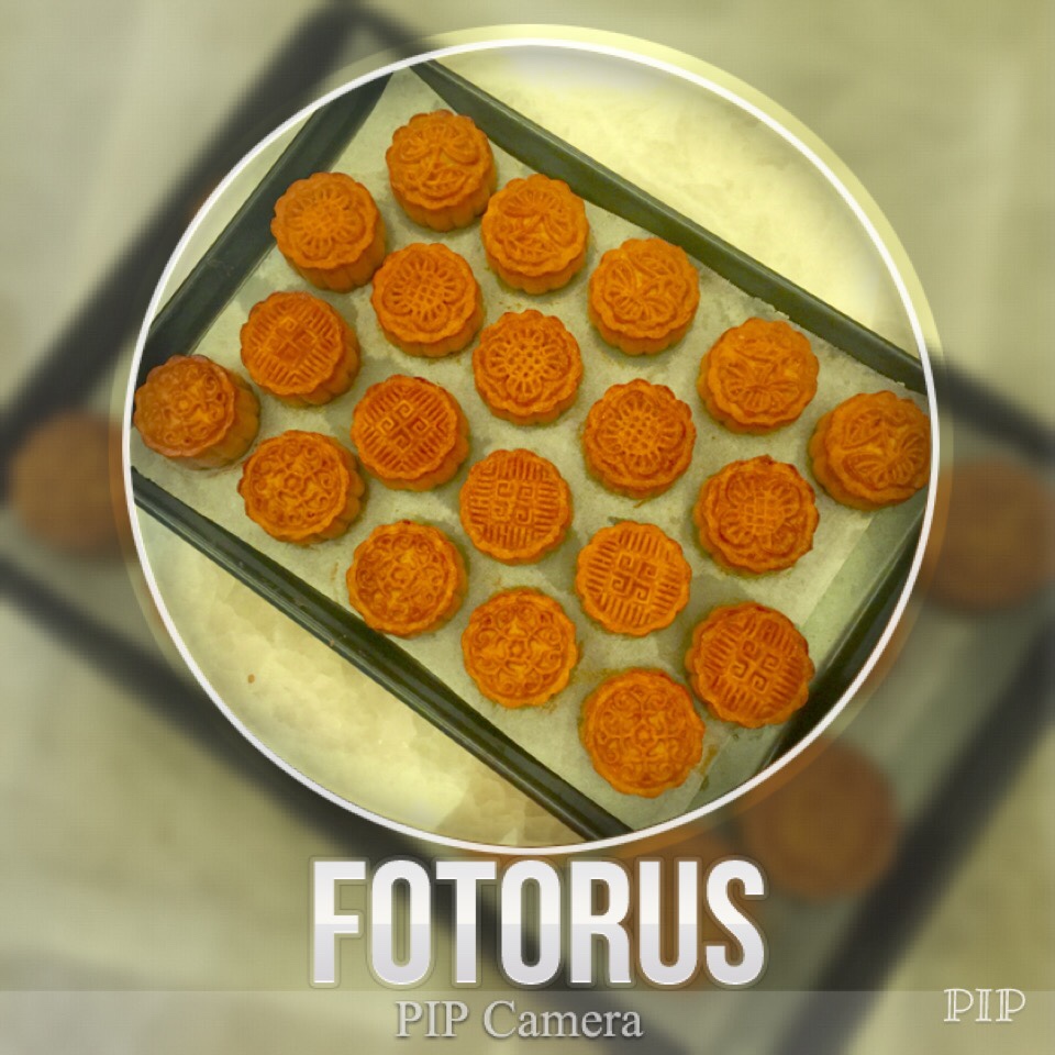 广式月饼——蛋黄莲蓉月饼