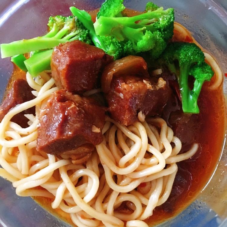 红烧牛肉面