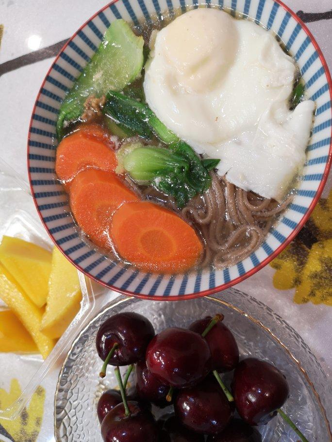青菜荞麦面