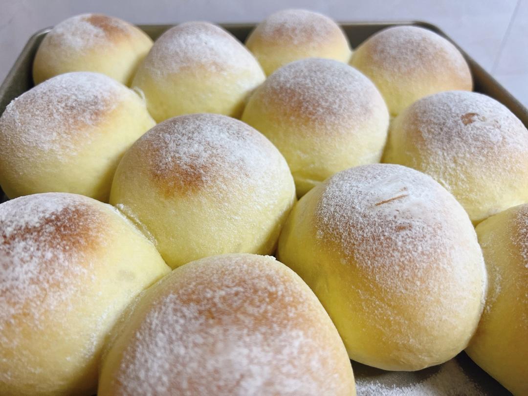 如云朵般☁️ 软白淡奶油餐包｜消耗淡奶油