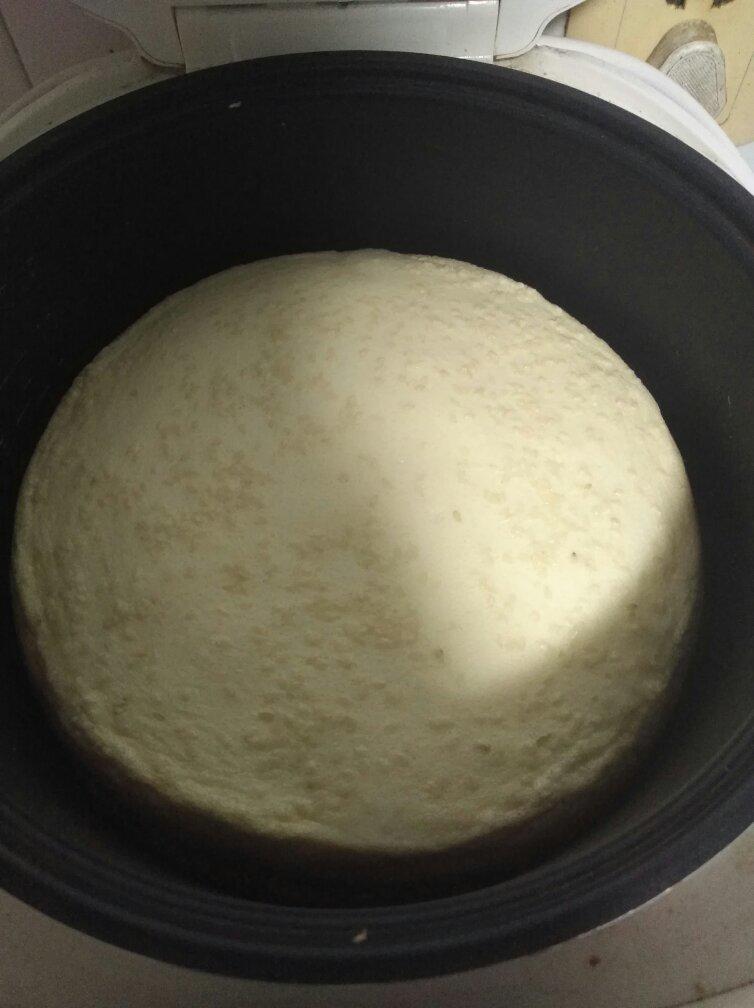 炒鸡简单易做的电饭煲蛋糕