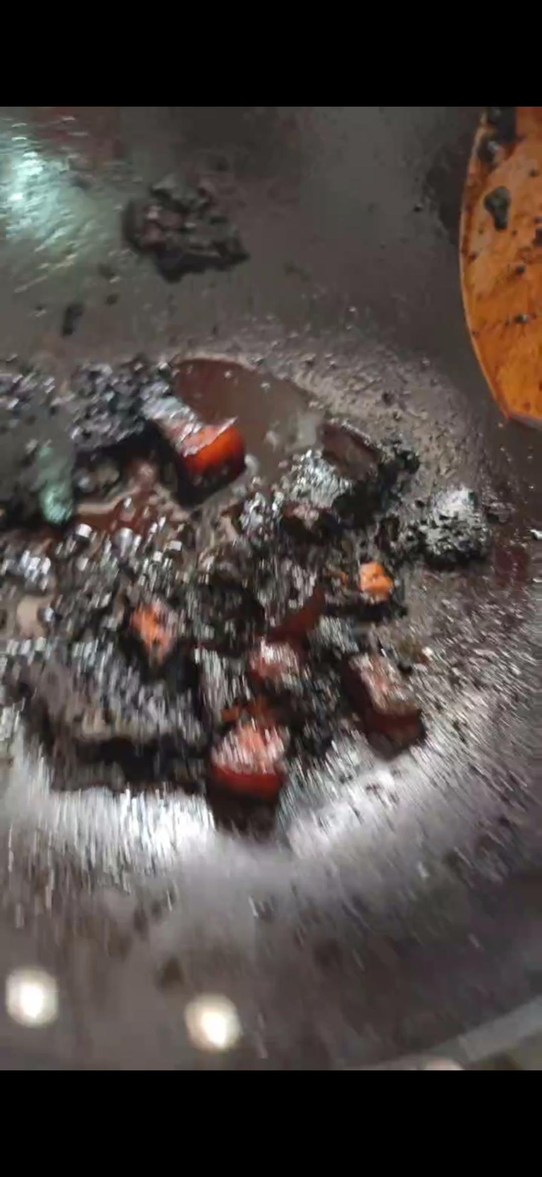 不焯水不放油的家常红烧肉