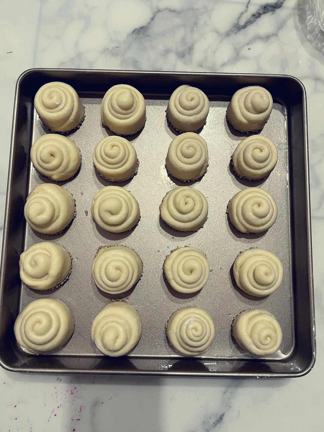 脆底蜂蜜小面包