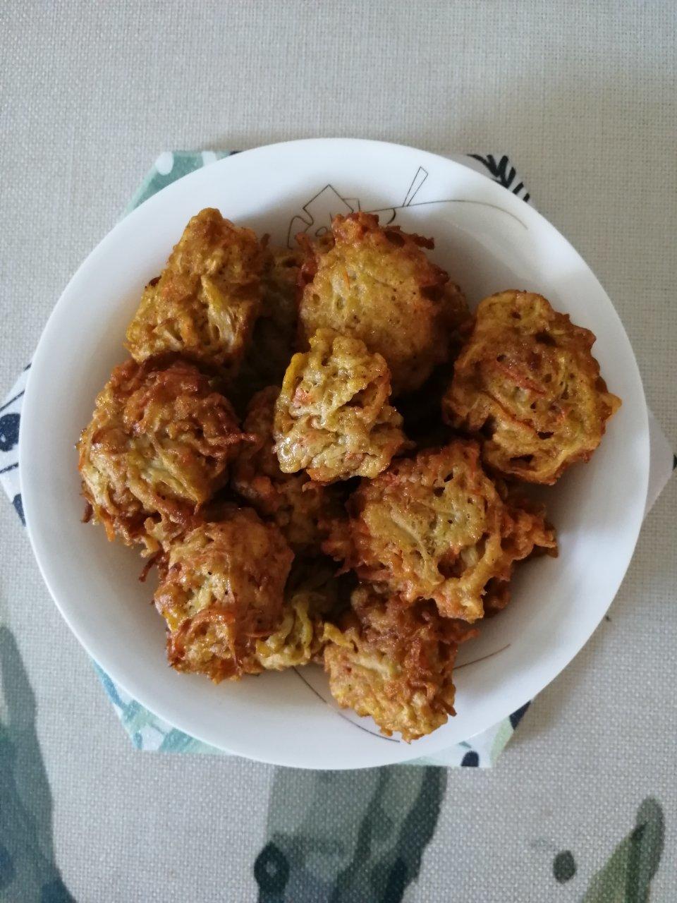 胡萝卜香菜素丸子