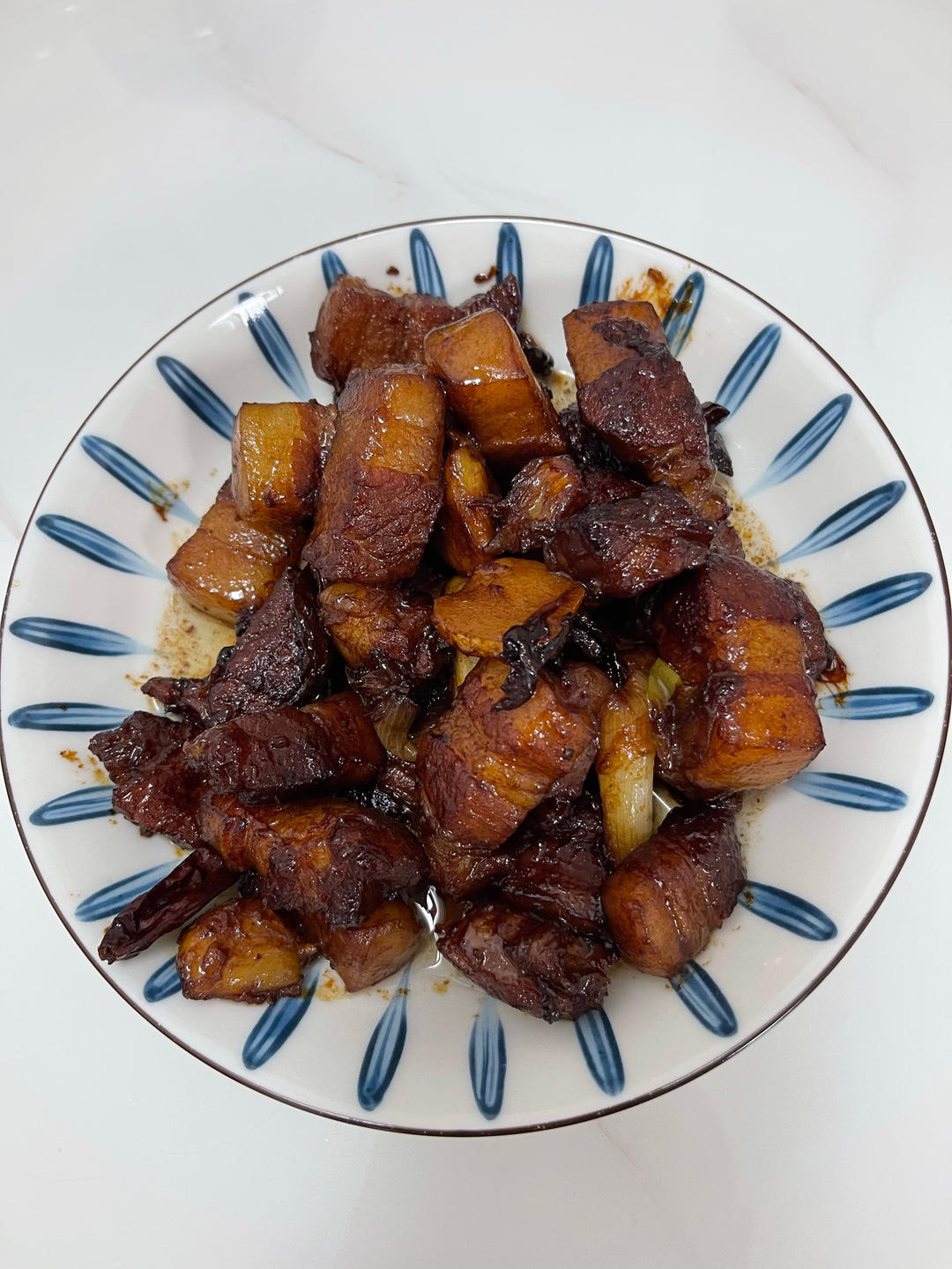 家常版的红烧肉（一点都不腻，软，糯)