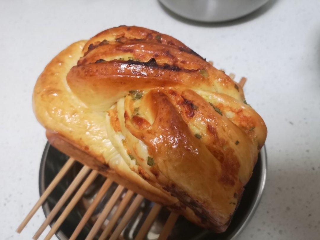 香葱肉松手撕吐司
