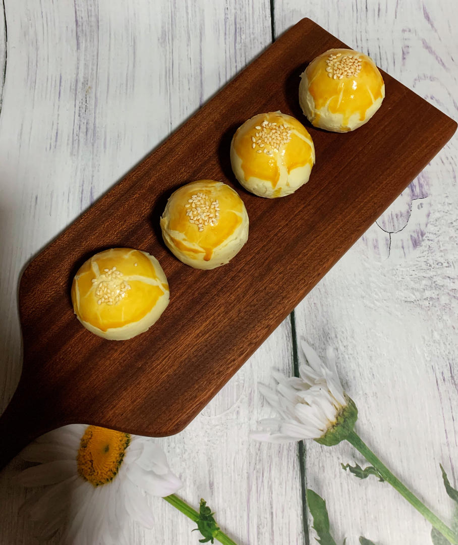 蛋黄酥酥酥（超级奶香黄油版）