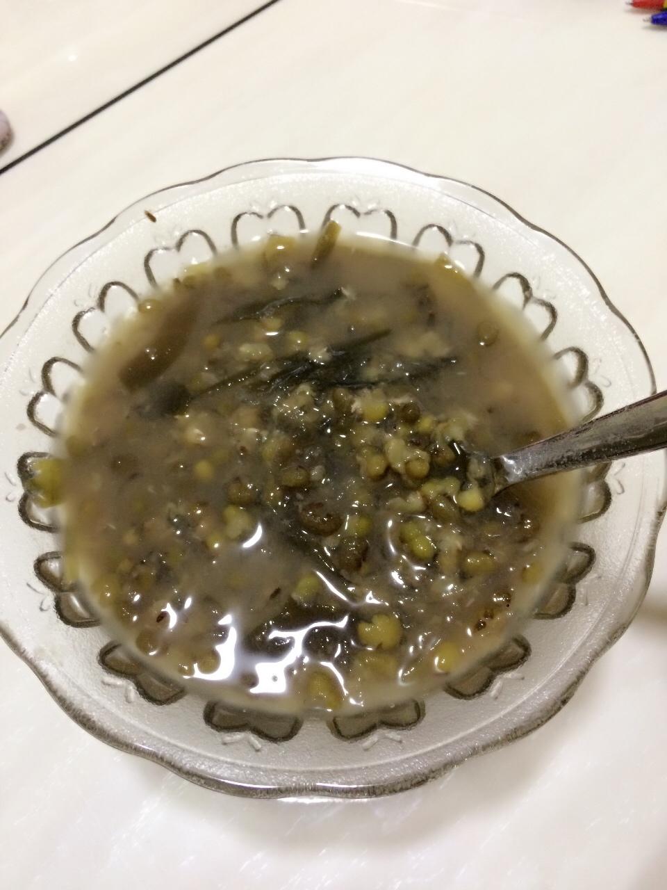 甘草绿豆海带糖水