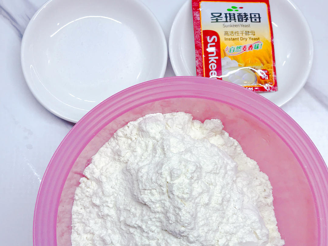 纯奶手撕吐司的做法 步骤1