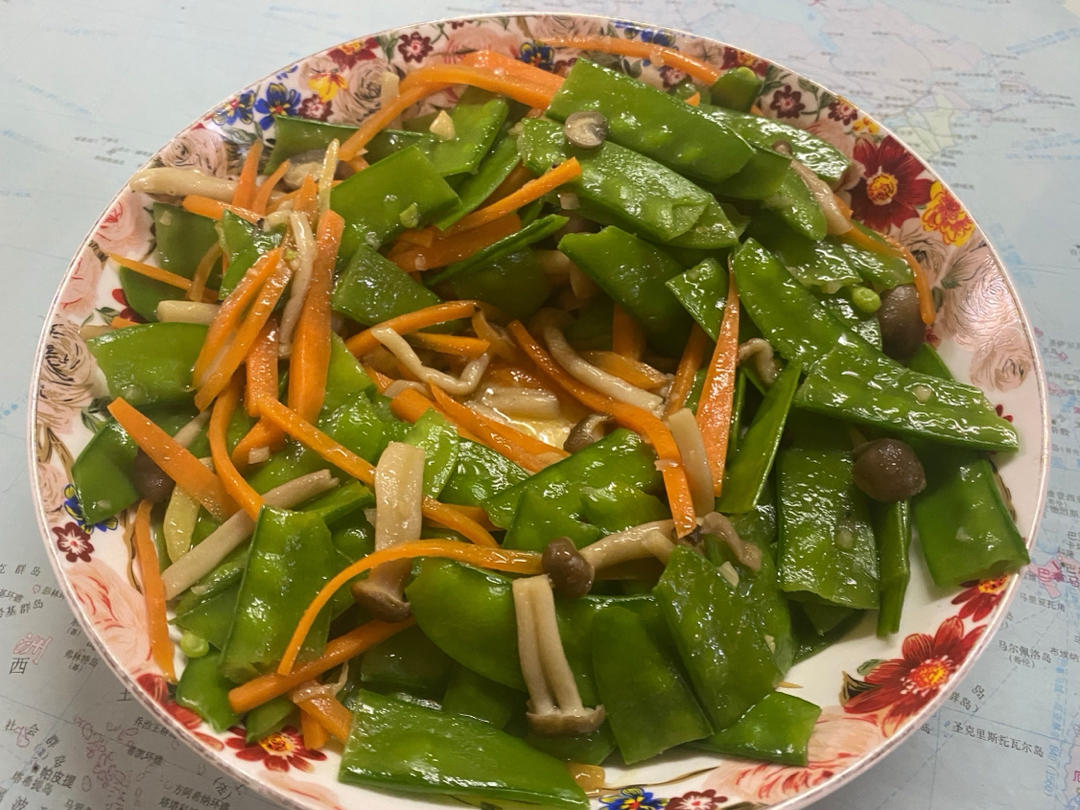 蟹味菇炒荷兰豆