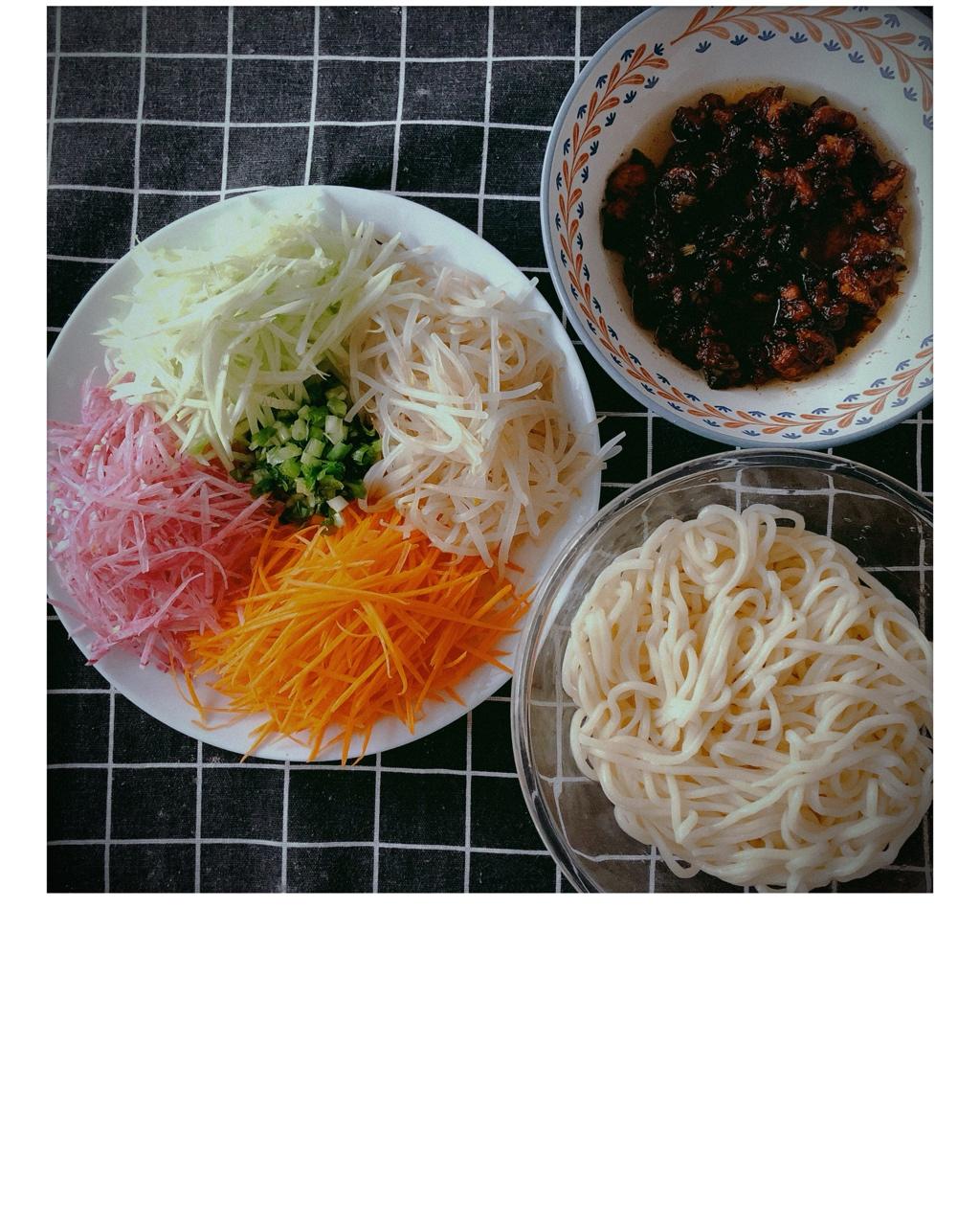 堂妈的炸酱面