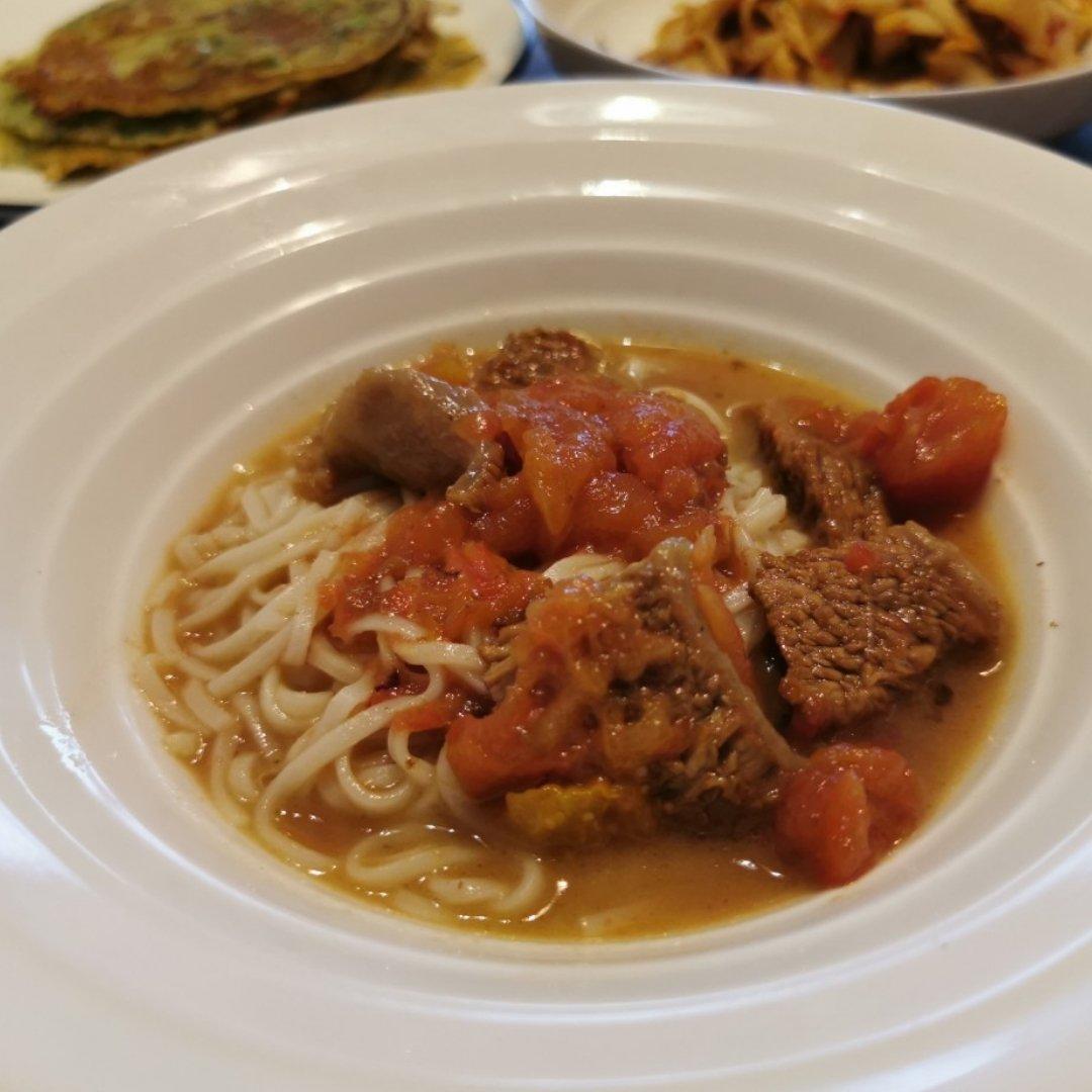 简单又好吃西红柿牛肉面