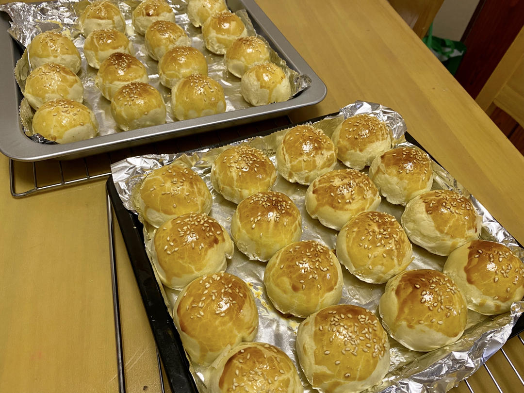 蛋黄酥酥酥（超级奶香黄油版）