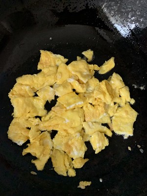 木耳炒鸡蛋