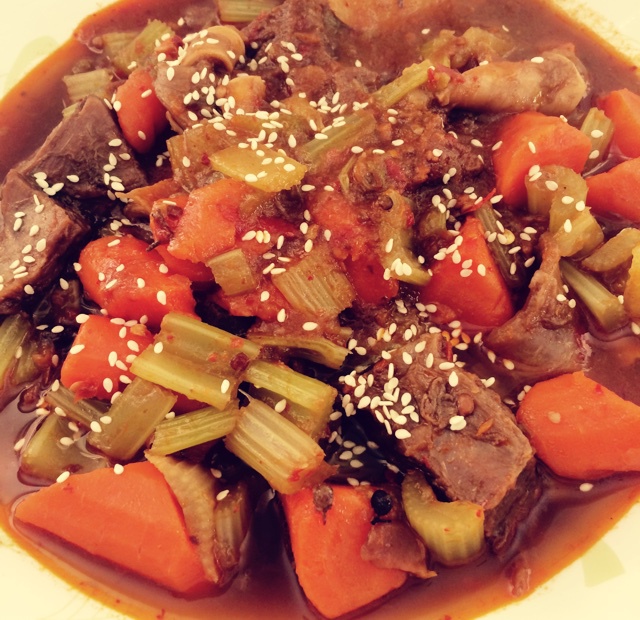 胡萝卜炖牛腩
